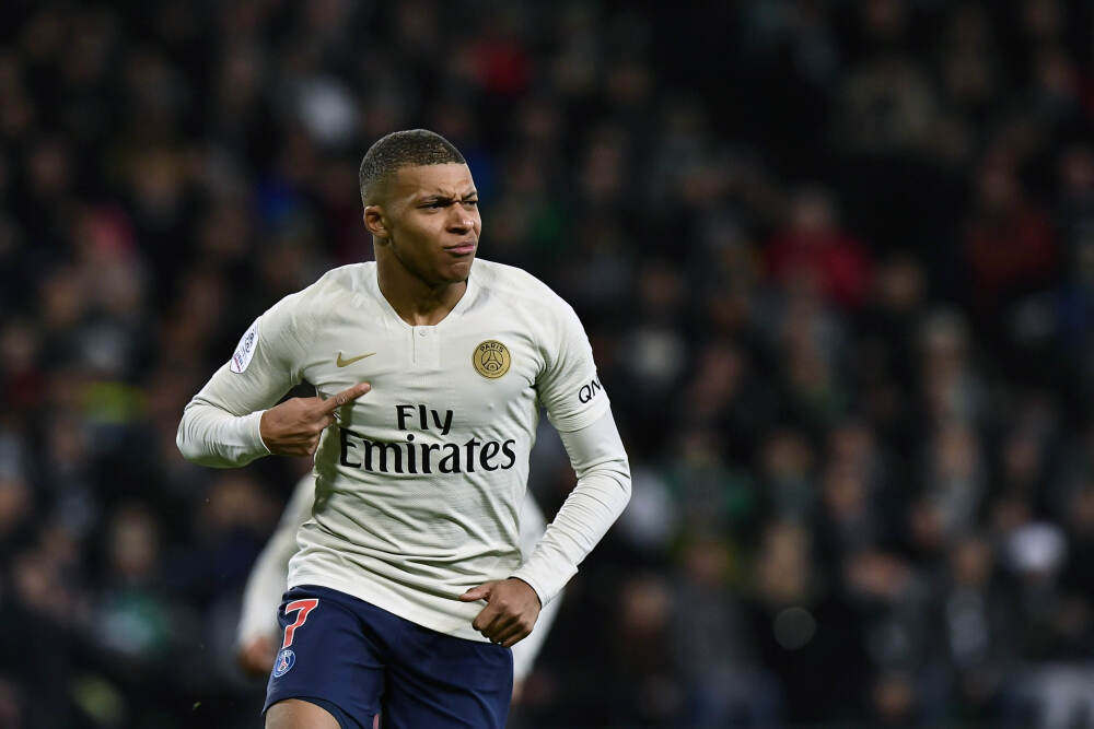 不要相信任何人，要相信人性